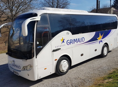 bus grimaus près de Guéret dans la Creuse 23